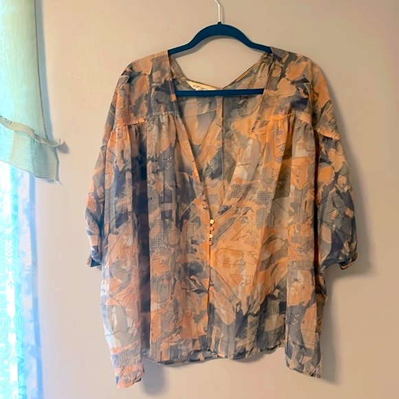 Cute! BGBGeneration Flowy Pink & Gray Abstract Print Top - Picture 1 of 13